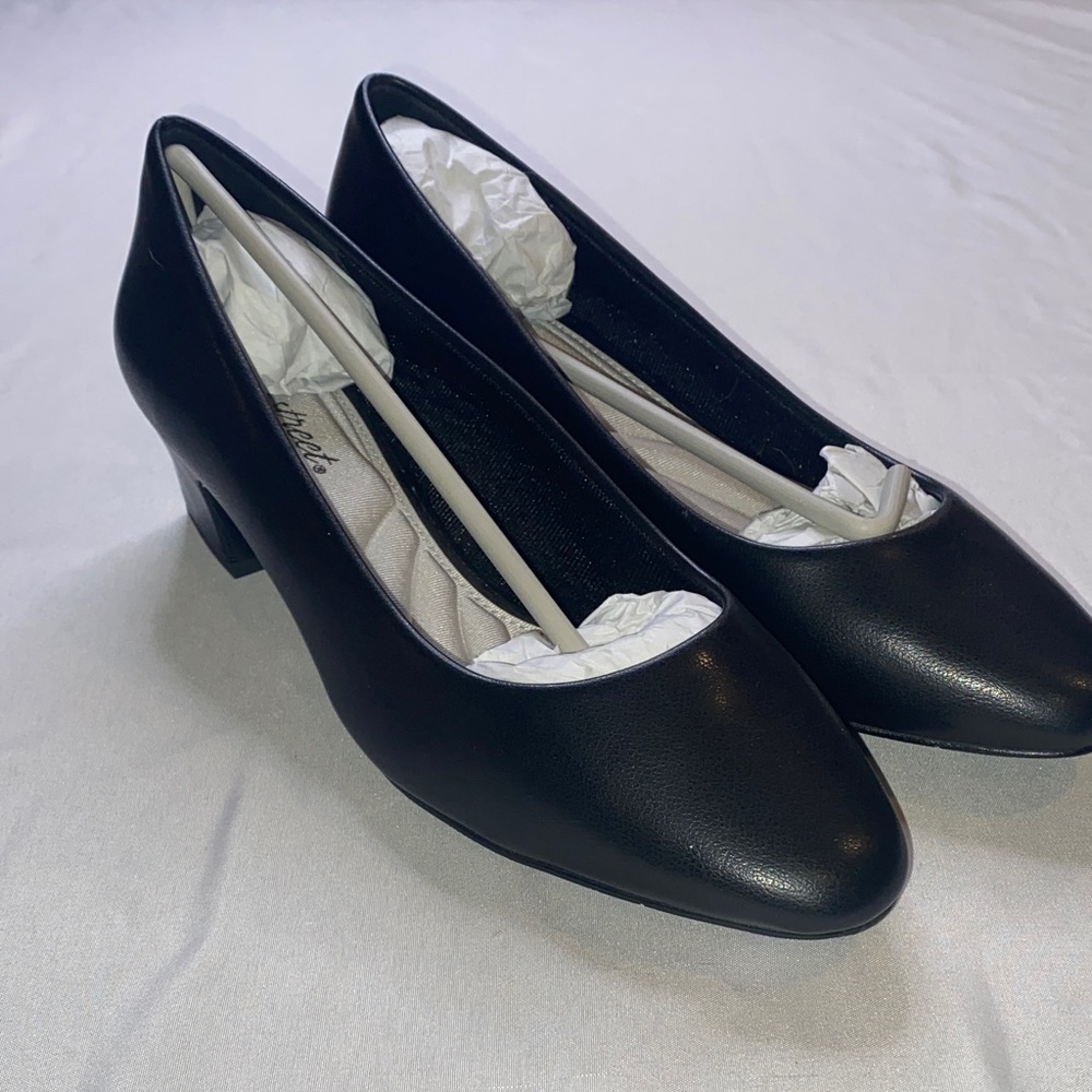 Classic Easy Street‎ Women's Prim Comfort Pump Size 9.5W - Picture 2 of 8